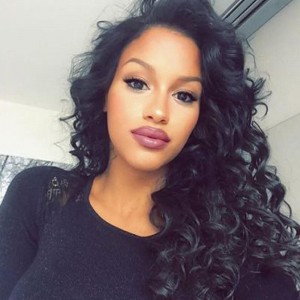 Brazilian Lace Front Ponytail Wigs Loose Wave Pre-Plucked Natural Hair Line 150% Density wigs No Shedding No Tangle